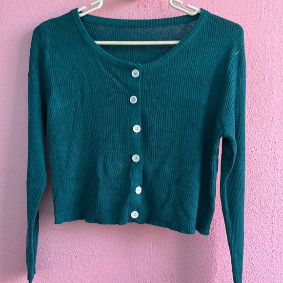 🎀NWOT Korean imported crop top ribbed - Picture 4 of 4